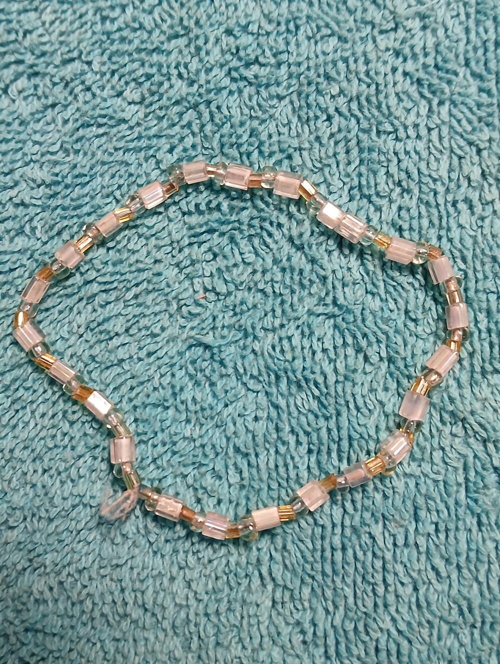 Delicate Gold and Clear Beaded Stretch Bracelet